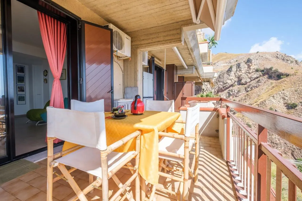 Apartment Il Mare Tra Le Dita Taormina